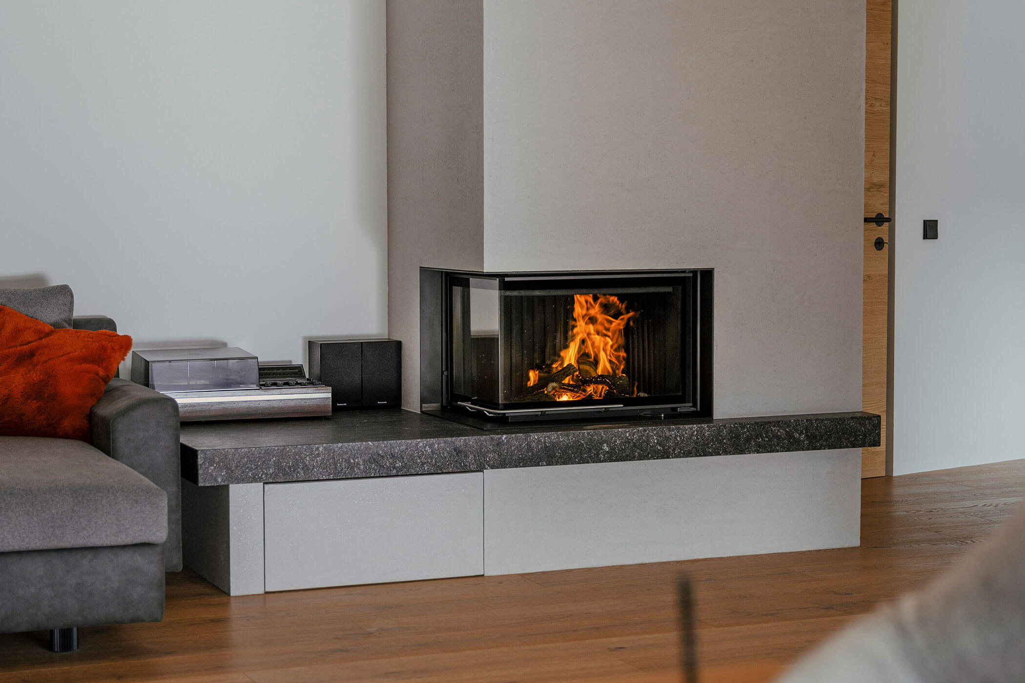 Immagine K - Sportello ad angolo